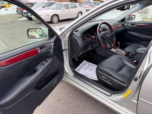 2004 Lexus ES 330 Base