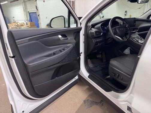 Quartz White 2021 Hyundai SANTA FE SEL 2.4