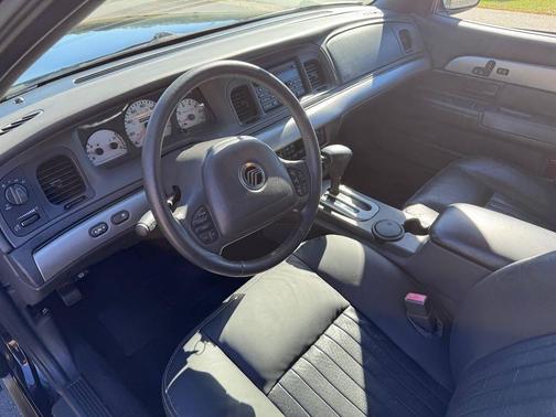 2004 Mercury Marauder Base 4dr Sedan