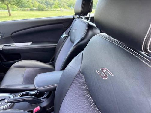 2014 Chrysler 200 S