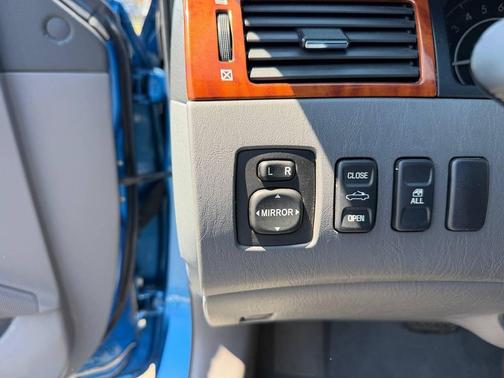 Oceanus Pearl 2007 Toyota Camry Solara SLE
