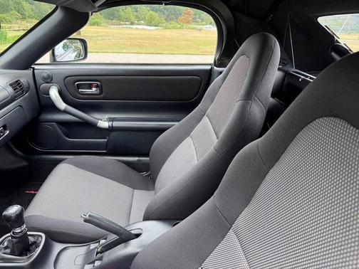 2000 Toyota MR2 Base 2dr Convertible