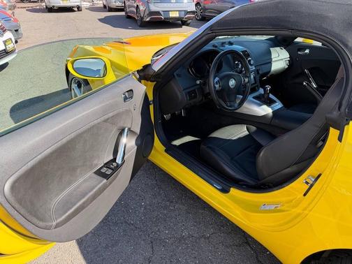 2007 Saturn Sky Red Line