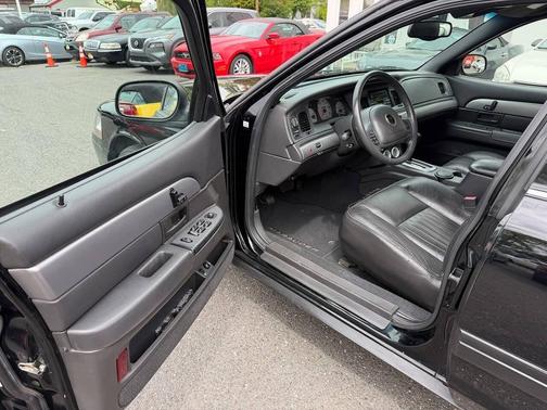 Black Clearcoat 2003 Mercury Marauder Base 4dr Sedan