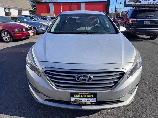 2016 Hyundai SONATA SE