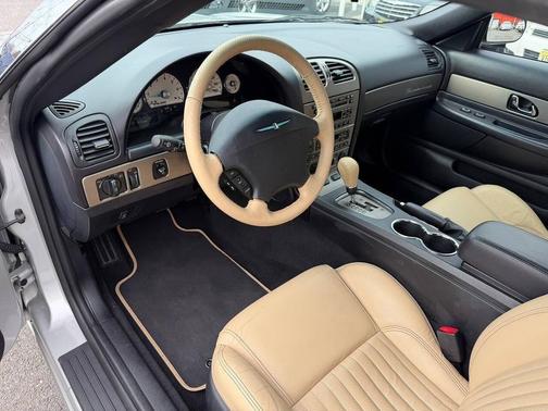 2004 Ford Thunderbird Deluxe