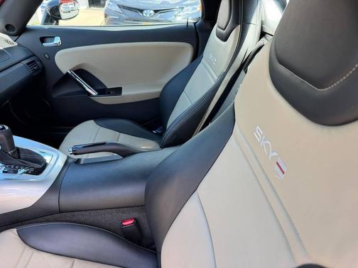 Black Onyx 2007 Saturn Sky Red Line
