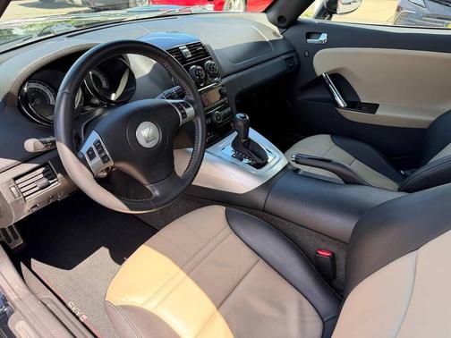 Black Onyx 2007 Saturn Sky Red Line