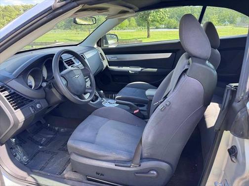 2009 Chrysler Sebring Base