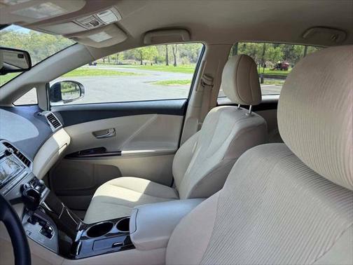 2011 Toyota Venza Base