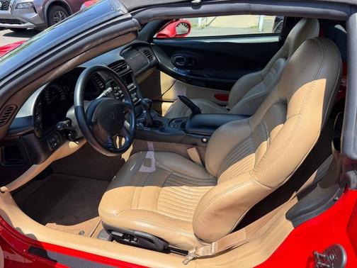Magnetic Red Metallic 1999 Chevrolet Corvette Base