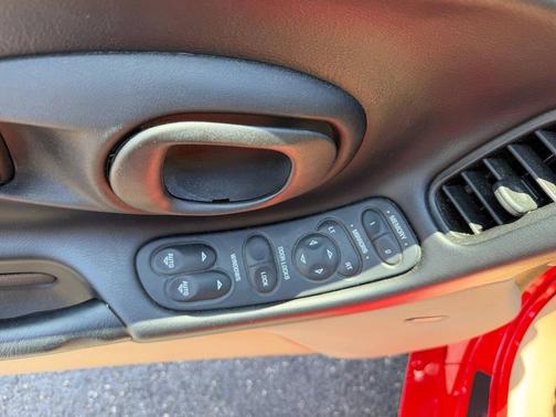 Magnetic Red Metallic 1999 Chevrolet Corvette Base