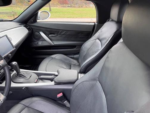 2006 BMW Z4 3.0i Roadster