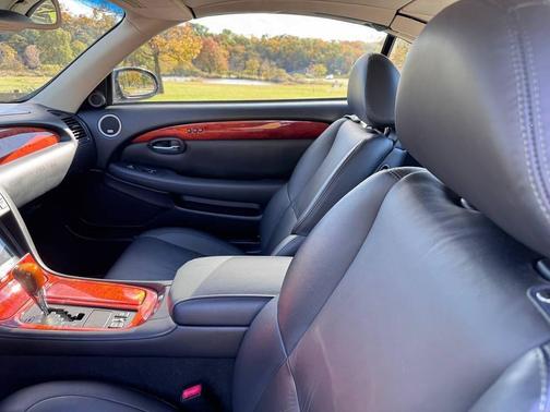 2004 Lexus SC 430 Base