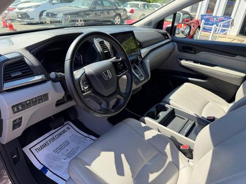 Pacific Pewter Metallic 2019 Honda Odyssey EX-L w/Navigation/RES