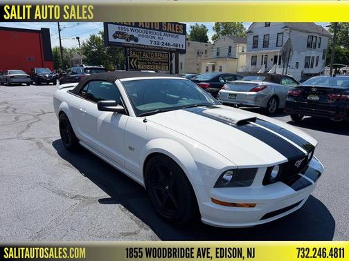 Performance White Clearcoat 2007 Ford Mustang GT Premium