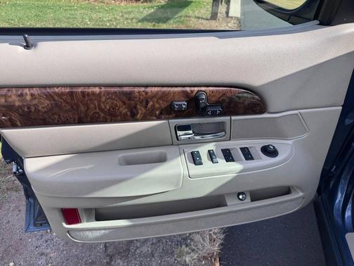 2010 Mercury Grand Marquis LS