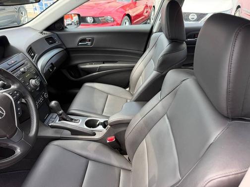 Crystal Black Pearl 2018 Acura ILX Special Edition