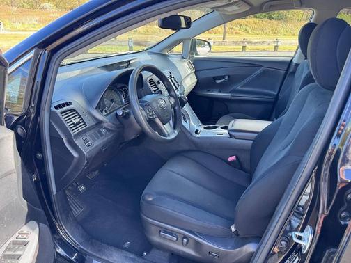 2015 Toyota Venza LE