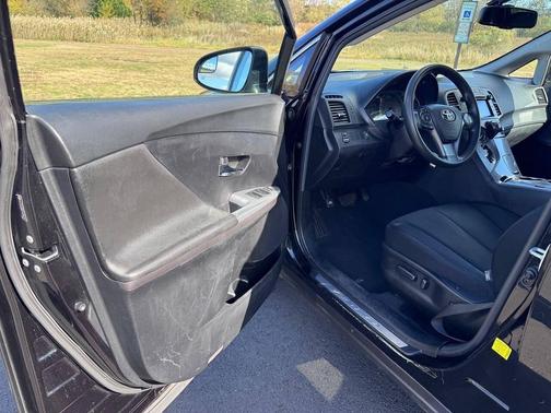 2015 Toyota Venza LE