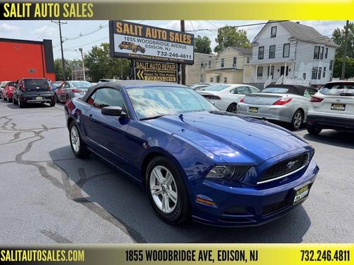 Deep Impact Blue Metallic 2014 Ford Mustang V6