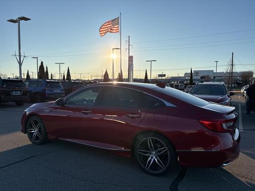 2022 Honda Accord Hybrid Touring