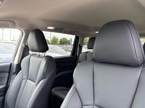 Crystal White Pearl 2026 Subaru Ascent Premium