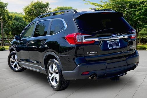 Crystal Black Silica 2023 Subaru Ascent Premium 7-Passenger