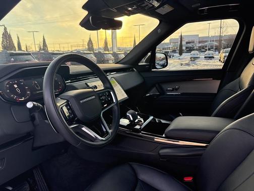 2025 Land Rover Range Rover Sport P360 S