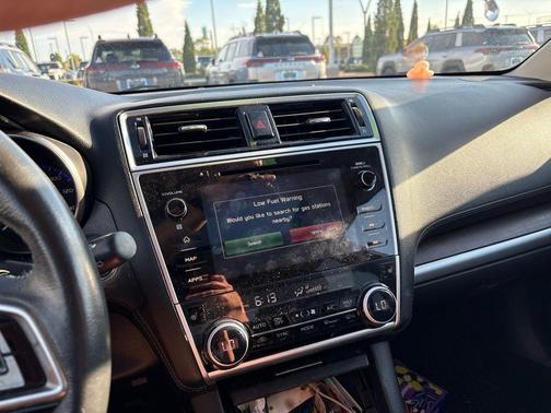 Ice Silver Metallic 2018 Subaru Outback 2.5i Limited