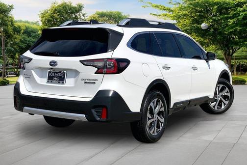 Crystal White Pearl 2022 Subaru Outback Touring