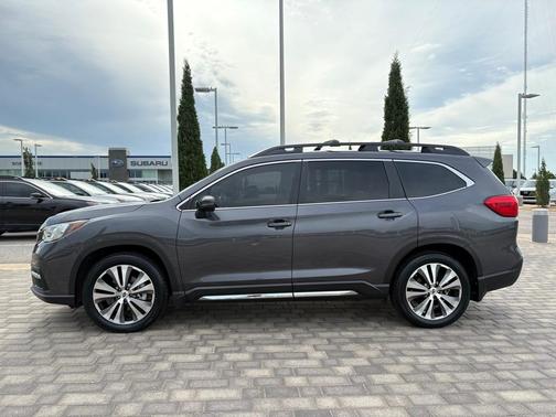 2022 Subaru Ascent Limited 8-Passenger