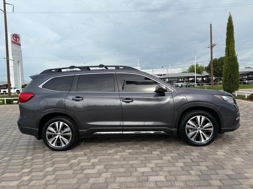 2022 Subaru Ascent Limited 8-Passenger