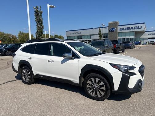 2025 Subaru Outback Touring