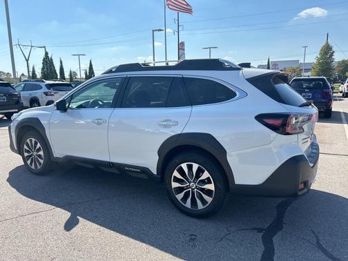 2025 Subaru Outback Touring