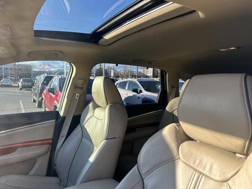 2017 Acura MDX 3.5L w/Advance Package