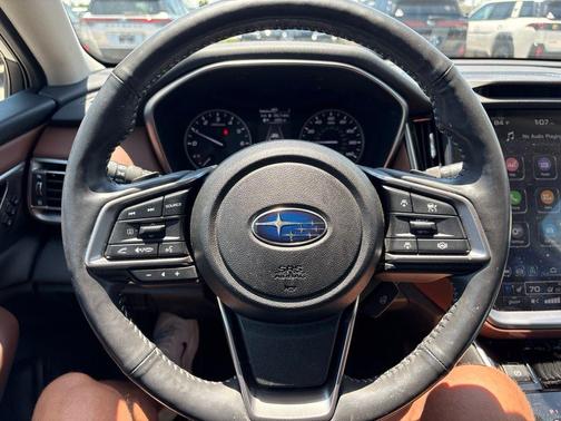 Crystal White Pearl 2023 Subaru Outback Touring