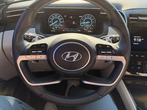 Quartz White 2022 Hyundai TUCSON Limited