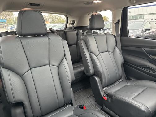 2025 Subaru Ascent Onyx Edition Touring