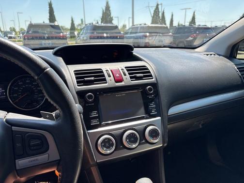 Crystal Black Silica 2016 Subaru Crosstrek 2.0i Premium