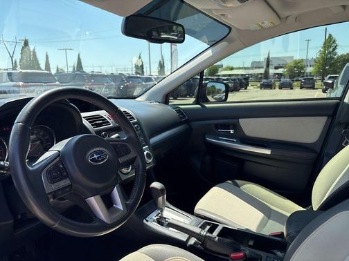 Crystal Black Silica 2016 Subaru Crosstrek 2.0i Premium