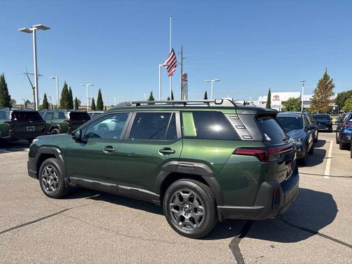 Deep Emerald Green 2026 Subaru Outback Premium