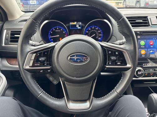 Abyss Blue Pearl 2019 Subaru Outback 3.6R Limited