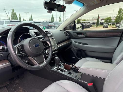 Abyss Blue Pearl 2019 Subaru Outback 3.6R Limited