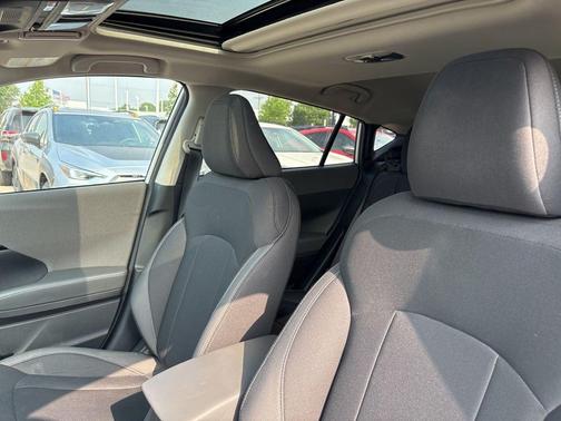 Crystal White Pearl 2026 Subaru Crosstrek Premium