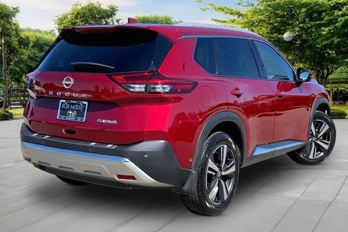 Scarlet Ember 2023 Nissan Rogue Platinum