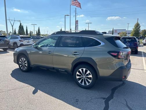 2025 Subaru Outback Touring