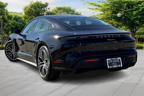 2021 Porsche Taycan Base