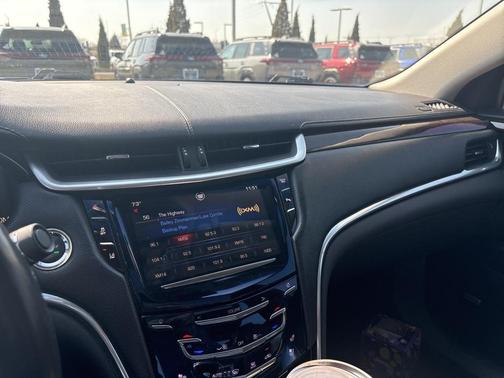 2013 Cadillac XTS Premium