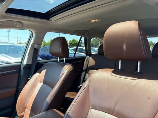 Crystal Black Silica 2019 Subaru Outback 2.5i Touring